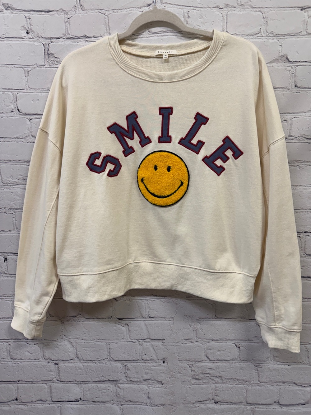 Baevely Smile Sweatshirt Medium oversized